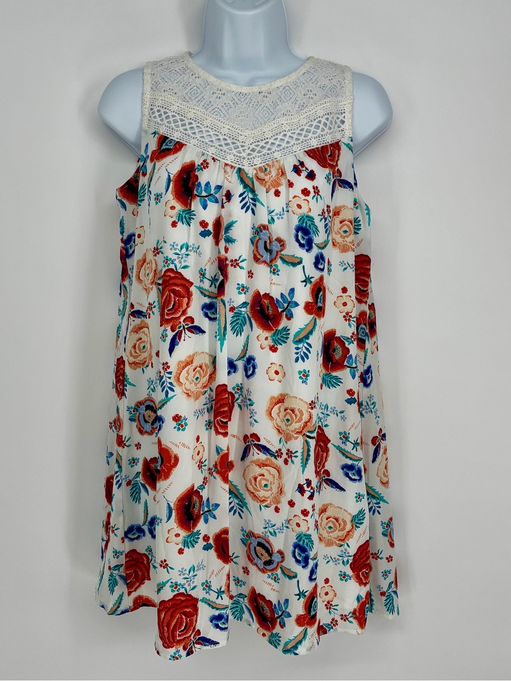 As U Wish White Floral Lace Yoke Sleeveless Shift Dress NWT Small